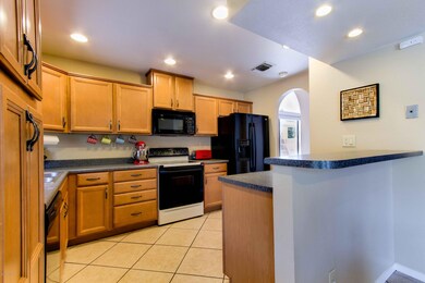 Kitchen w/ Bar area