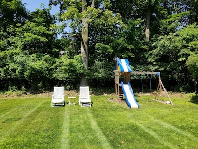 243 Highland Ave, Norwalk, CT 06854 - photo 7