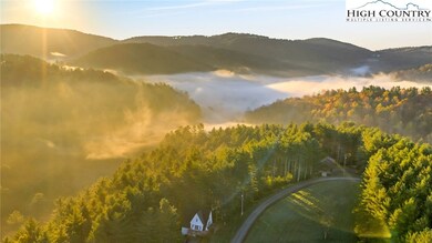 18 Davis Acres Dr, West Jefferson, NC 28694 - photo 5