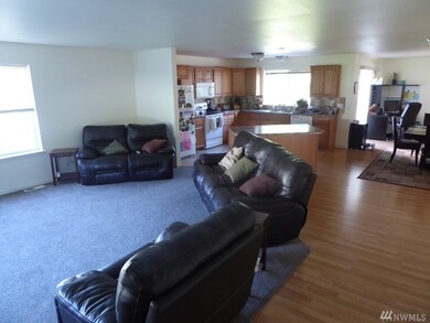 1865 SW Hubbard Ln, Chehalis, WA 98532 - photo 7