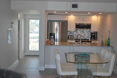 Dining & Kitchen