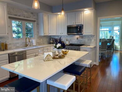 4887 Annamohr Dr, Fairfax, VA 22030 - photo 2