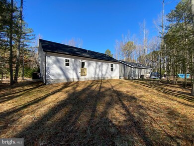 54 Azalea Way, Colonial Beach, VA 22443 - photo 6