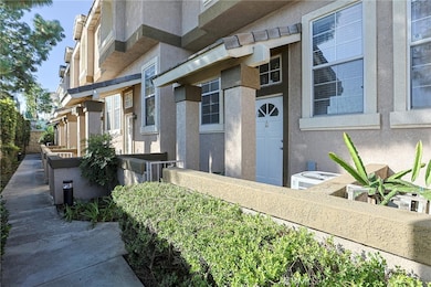 339 S Van Buren St unit D, Placentia, CA 92870 - photo 3