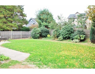 14 Hartford Rd, Worcester, MA 01606 - photo 5