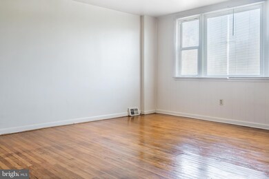 3916 Powell Rd, Brookhaven, PA 19015 - photo 4