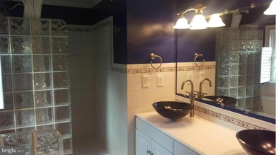 4040 Clyde Ln, White Plains, MD 20695 - photo 5