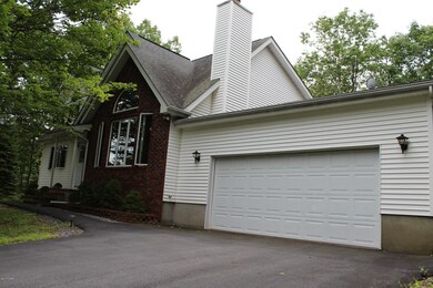 219 Maple Ridge Dr, Hawley, PA 18428 - photo 2