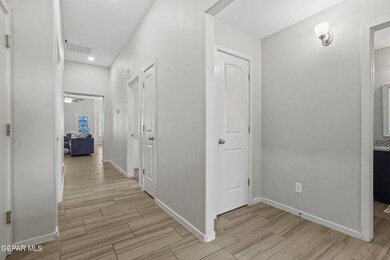 A7307613