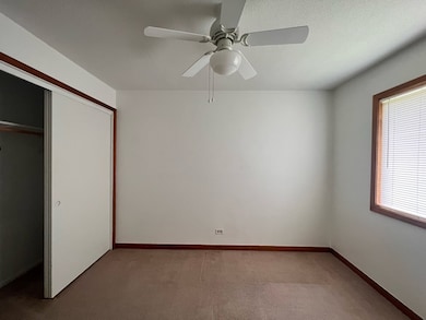 3327 Acorn Ct, Aurora, IL 60504 - photo 6