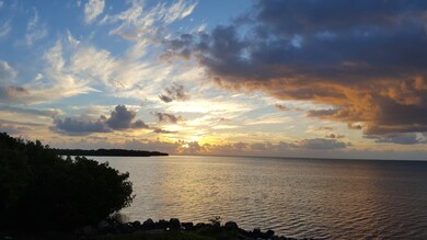 60 REALTOR  Sunrise View
