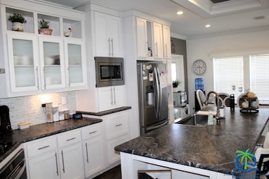 Gourmet kitchen