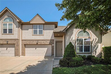 15802 W 61st Terrace, Shawnee, KS 66217 - photo 2