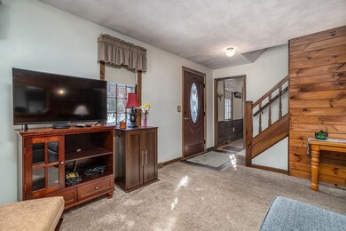 46 Spaulding St, Townsend, MA 01469 - photo 7