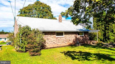 135 N 5th St, Mount Wolf, PA 17347 - photo 7