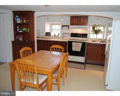 38 N Main St, Perkasie, PA 18944 - photo 6