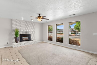 1085 E Mckinley Way, St. George, UT 84790 - photo 3
