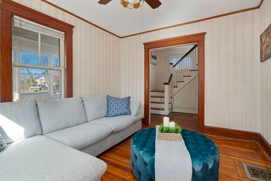 26 Linden St, Newton Upper Falls, MA 02464 - photo 2