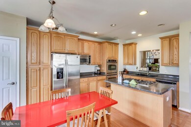 2815 Wakewater Way, Woodbridge, VA 22191 - photo 7