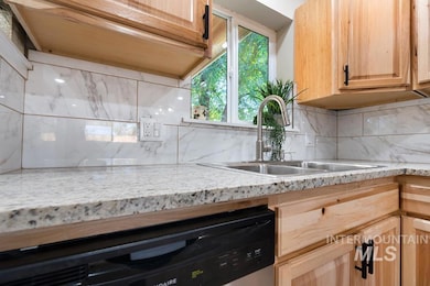 435 E 8th St, Weiser, ID 83672 - photo 4