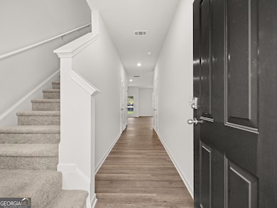 5981 Skylar Dr, Atlanta, GA 30336 - photo 2