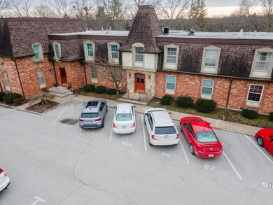 Parking to the right on the front door