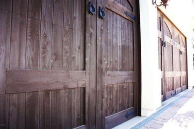 Garage Doors 2