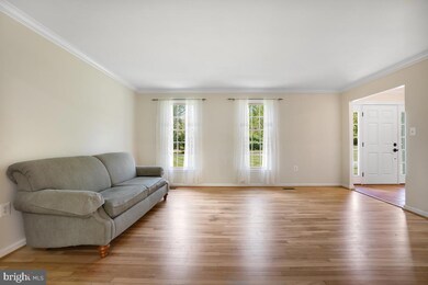 10505 Clipper Dr, Fairfax Station, VA 22039 - photo 7