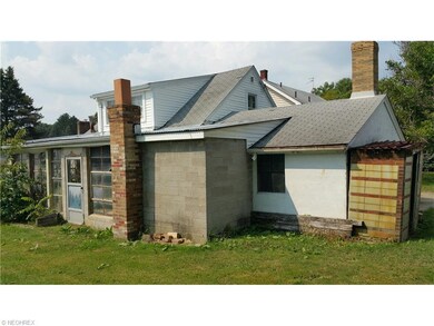 Rear view of the 2 story 24' x24' garage with atta