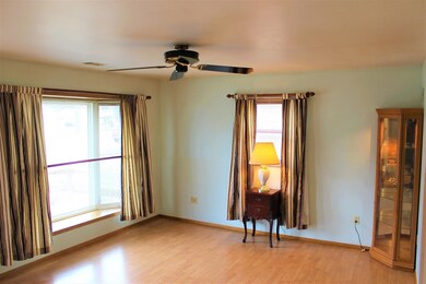 516 W Elm St, Griffith, IN 46319 - photo 4