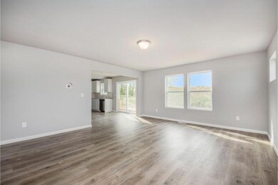 STG099-E1870-Great Room2