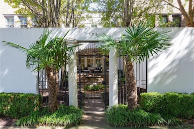 125 Hubbard Rd, Woodstock, GA 30188 - photo 3