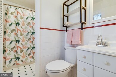 45451 Baringer Dr, California, MD 20619 - photo 4