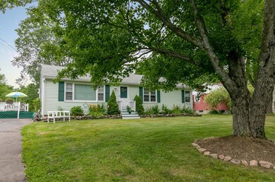 21 Fairmont Rd Westbrook ME-large-040-04