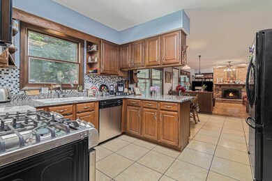 1606 W Jeffrey Ln, La Porte, IN 46350 - photo 7