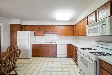Glen Lake Condominiums unit 517, Chicago, IL 60634 - photo 6