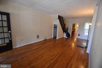 839 Weiser St, Reading, PA 19601 - photo 3