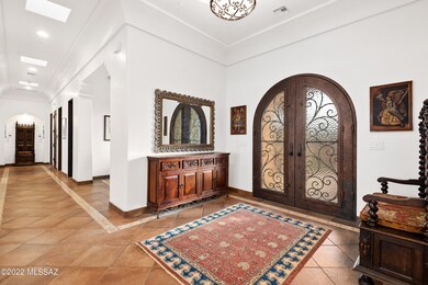 Inlay mosaic tile flooring