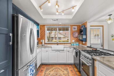 439 Midway Rd, Medford, OR 97501 - photo 4