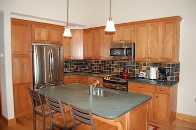 10 Ober Tal Dr unit B33, Stratton, VT 05360 - photo 7