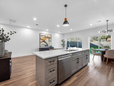 2130 Wavell Court St St, Houston, TX 77088 - photo 5