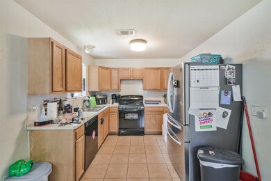 1034 Progreso Dr, Houston, TX 77038 - photo 3