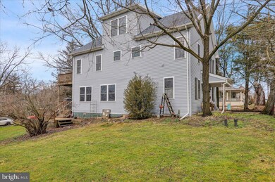 1461 Farmington Ave, Pottstown, PA 19464 - photo 4