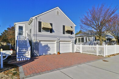 2ND APT. OVER GARAGE