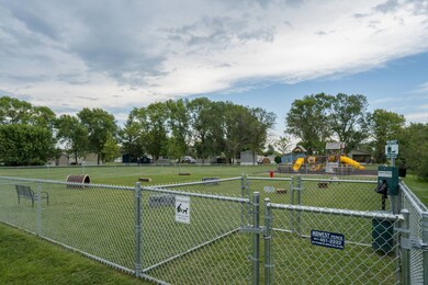 288 Kingsway Dr, North Mankato, MN 56003 - photo 5