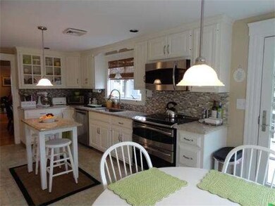 12 Howe St, Milton, MA 02186 - photo 5