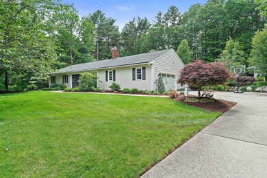 210 Edgewater Dr, Pembroke, MA 02359 - photo 2
