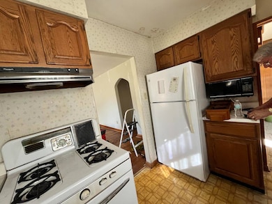 3953 39th St E, Nitro, WV 25143 - photo 4