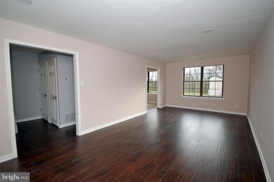 194 Trout Dr, Atco, NJ 08004 - photo 3