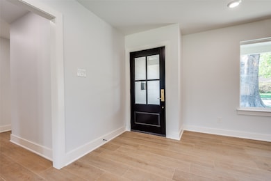 5106 Viking Dr, Houston, TX 77092 - photo 7